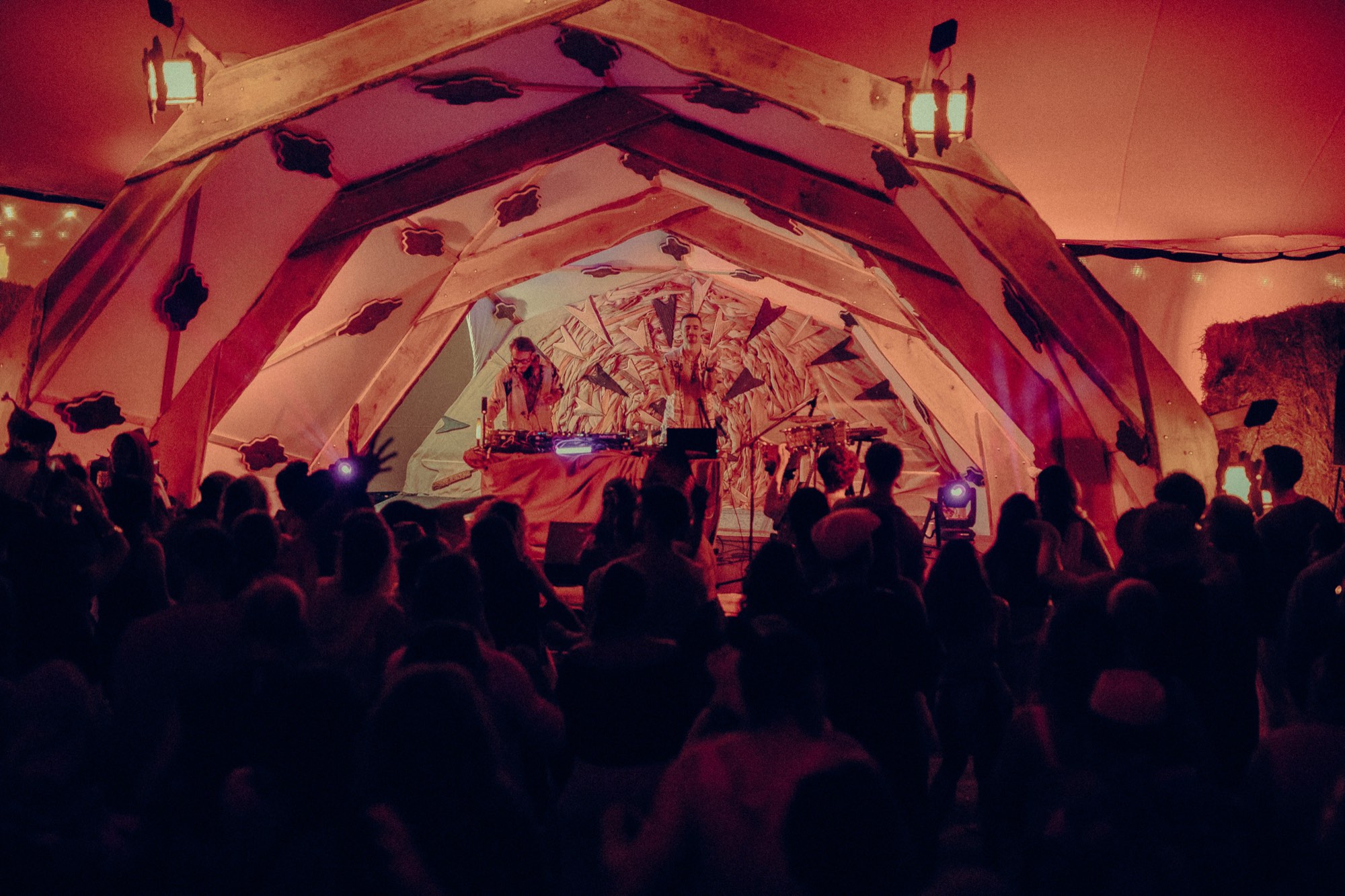Wide view of the crowd and stage at Medicine Festival 2026
